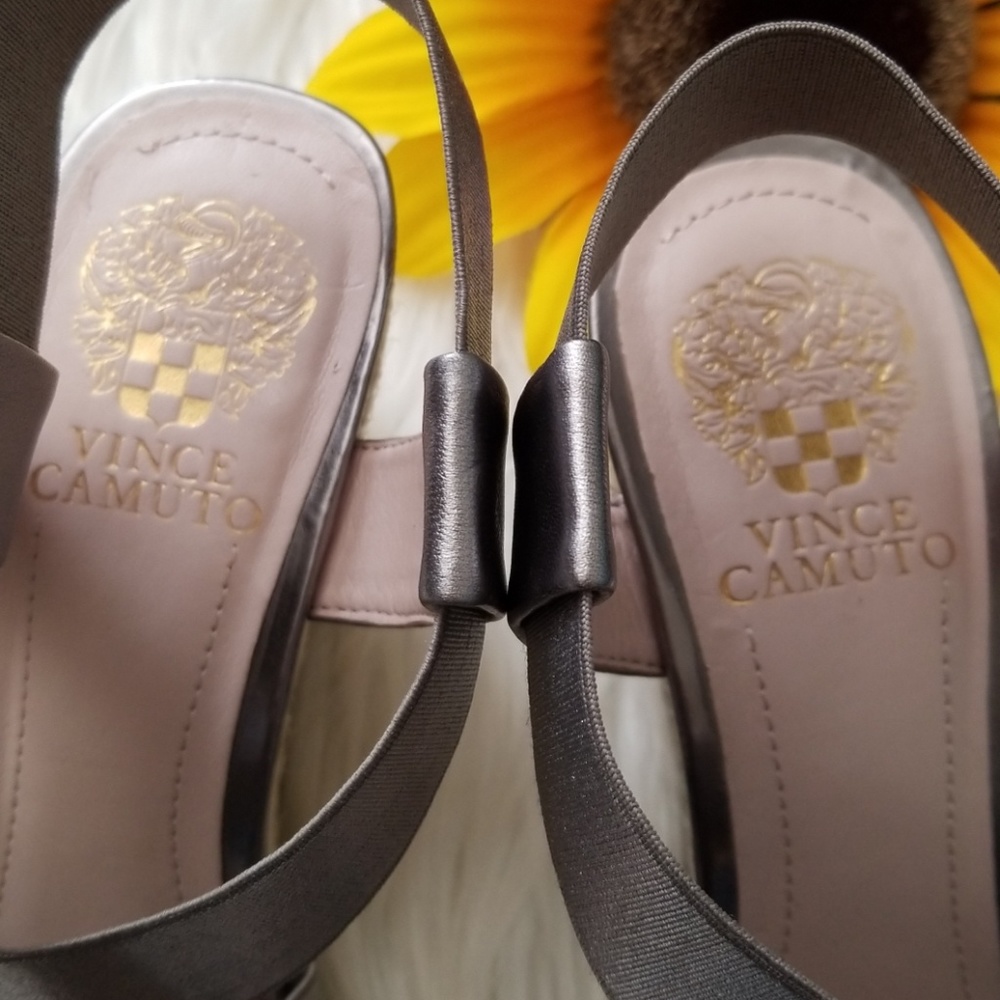 ❗SALE Vince Camuto Silver Grey Strap Sandal Wedges - Picture 5 of 8